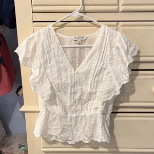 DAVI & DANI White Lace Ruffle Blouse